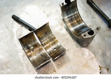 The Failure Of Plain Bearing Removed From Diesel Engine 