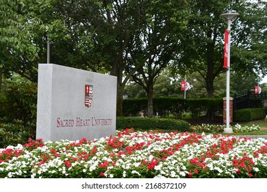 FAIRFIELD, CT - AUG 14: Sacred Heart University In Fairfield, Connecticut, As Seen On Aug 14, 2021.