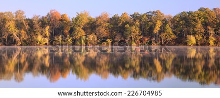 Fall foliage on the Potomac River, Virginia