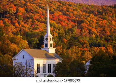 Fall Foliage Stowe Community Church Stowe Stock Photo 197886893 ...