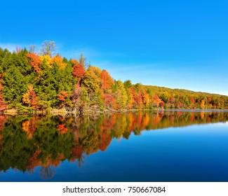 Fall Landscape And Autumn Trees Reflection At Bays Mountain Lake In Kingsport, Tennessee