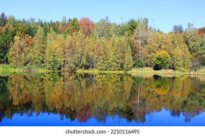 Fall Landscape Reflection Bromont Eastern Township Quebec Province Canada