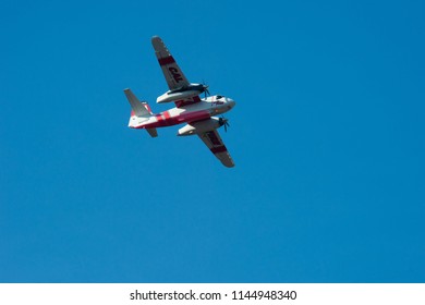 Fallbrook, California, USA – July 29 2018: CalFire Battles Wildfire Near Fallbrook, California In San Diego County.