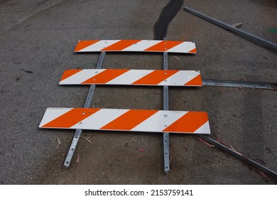 28,109 Street Barricades Images, Stock Photos & Vectors 