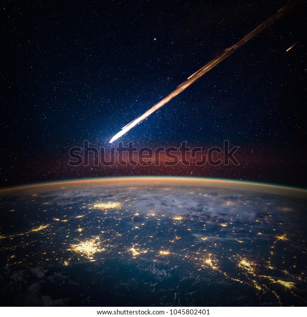 落下する隕石 小惑星 地球上の彗星 この画像のエレメントはnasaが提供します の写真素材 今すぐ編集