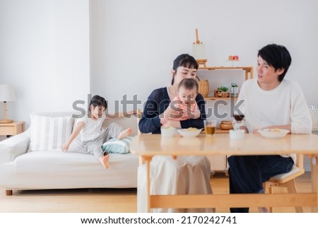 Families around the table with their children