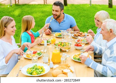 Family Dining Together Top View Happy Stock Photo 285272849 | Shutterstock