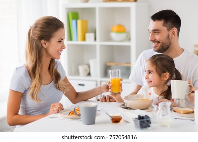 64,755 Morning breakfast family Images, Stock Photos & Vectors ...