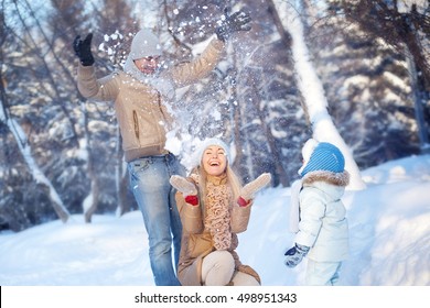 Family Fun In A Winter Park