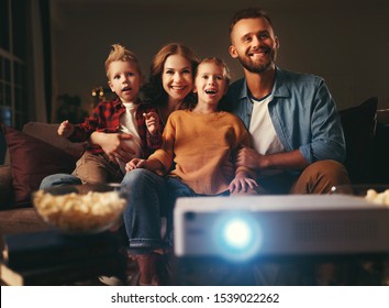 1,066 Kids Laughing At Cinema Images, Stock Photos & Vectors | Shutterstock