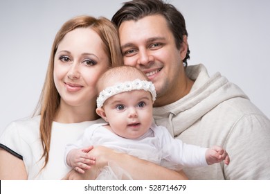 Mama Papa Bebe Imagenes Fotos De Stock Y Vectores Shutterstock Mama Papa Bebe Imagenes Fotos De Stock Y Vectores Shutterstock