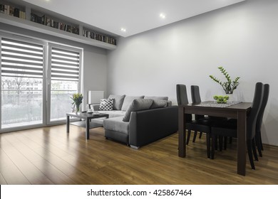 Family Table In Comfortable And Modern Living Room