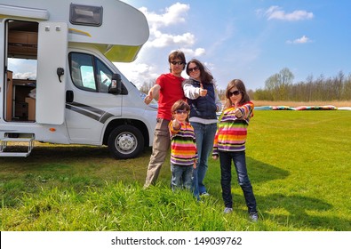 7,150 Rv Camping With Family Images, Stock Photos & Vectors | Shutterstock