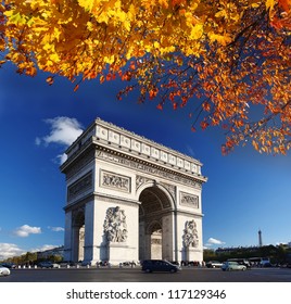 Famous Arc de Triomphe in autumn, Paris, France