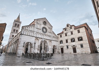 The Famous Church Of St. Donatus Zadar In Croatia With A Small Cafe Outside In The Early Morning