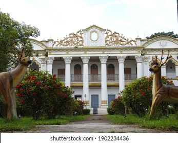 Famous Land Lord Palace Of Mohera Bangladesh 