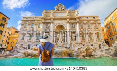 Famous landmark fountain di Trevi in Rome, Italy during summer sunny day