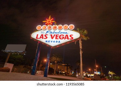 Famous Las Vegas Sign Night Las Stock Photo 1193565085 | Shutterstock