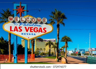 Famous Las Vegas sign on bright sunny day - Shutterstock ID 372974377