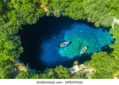 Berühmter Melissani-See auf der Insel Kefalonia, Griechenland
