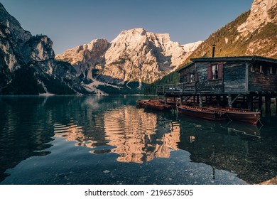 Famous Pragser Wildersee, Lago di Braies, in the morning. Dolimites alpine lake with mountain reflection on it. Dolomiti Unesco. South Tyrol, Italy.