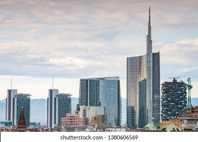 Financial district milan 3 period moving average forex strategy