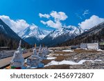 Famous tourist attraction in China - Sichuan Siguniang Snow Mountain