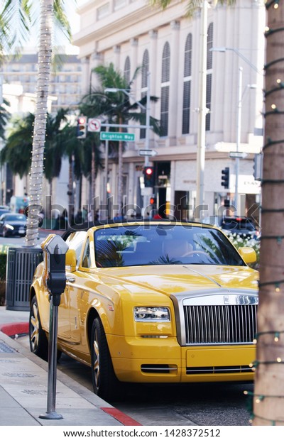 1 Yello Rolls Royce Images, Stock Photos & Vectors | Shutterstock