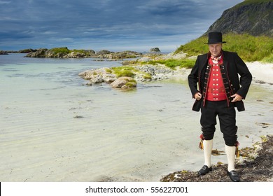 Fana Bunad - Folk Costume In Bergen Norway