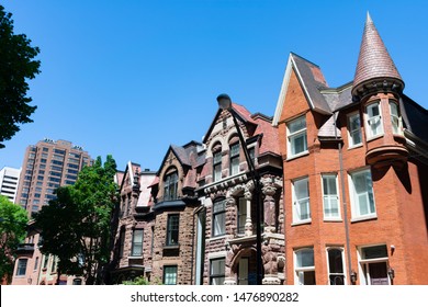 Fancy Old Homes In The Gold Coast Neighborhood Of Chicago