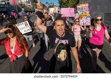 Fans Celebrate Following A Court Decision Ending Britney Spears’ Conservatorship Outside The Stanley Mosk Courthouse In Los Angeles, Friday, Nov. 12, 2021. 