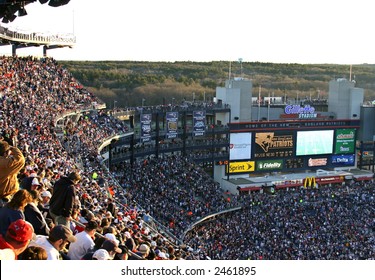 Fans Cheering At Gillette Stadium