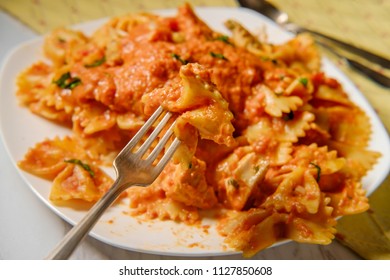 Farfalle Bow Tie Pasta In Creamy Vodka Tomato Sauce With Grilled Chicken And Green Peas