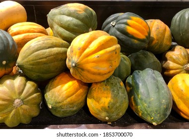 Fargo North Dakota/USA, November 13, 2020,  Green And Orange Acorn Squash On Display At The Grocery Store.
.