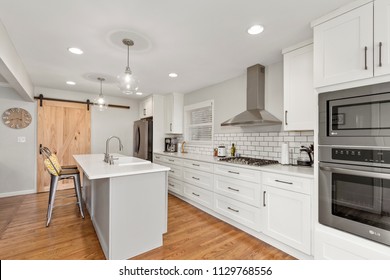 Farmhouse Kitchen Interior