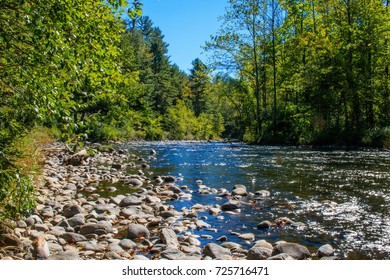 Farmington River View Early Fall Barkhamsted Stock Photo 725716471 ...