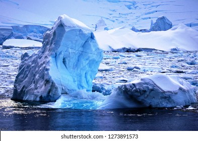 The Fascinating Cobalt Glacier Landscape Of The Polar Region