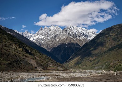 fascinating view of mountains, boundless mountain open spaces, high mountains