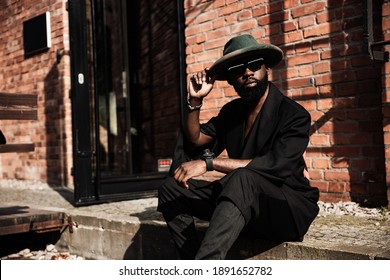  Fashion Black Man Walking On Street. Fashionable Portrait Of African American Male Model. Street Style 