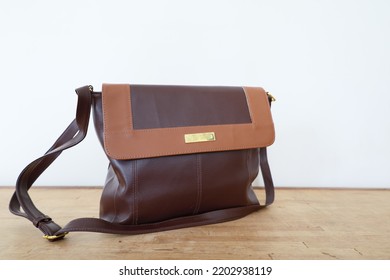 Fashion Brown Leather Handbag Purse 