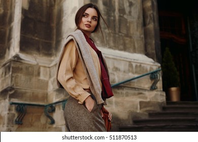 667,502 Beautiful woman fall Images, Stock Photos & Vectors | Shutterstock