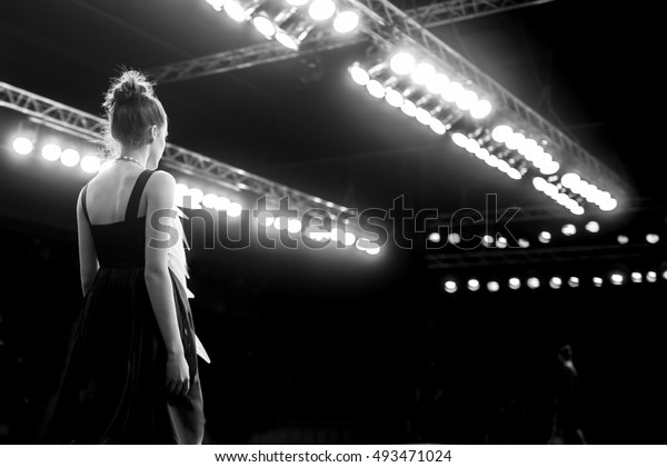 Fashion Show Catwalk Event Stock Photo 493471024 | Shutterstock