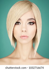 Short Hair Woman Model Images Stock Photos Vectors Shutterstock