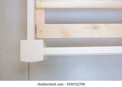 Fasteners For A Wooden Bed Frame 