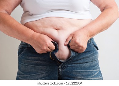 Fat Woman Trying To Wear Jeans