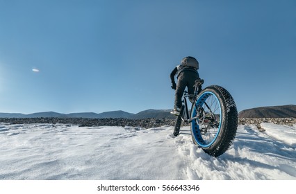 Fatbike. Fat Tire Bike.