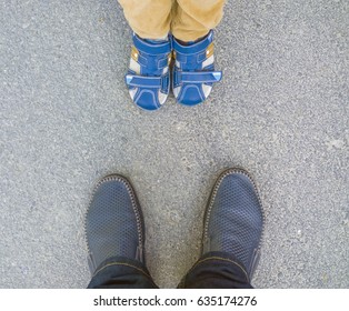 46,626 Children looking down Images, Stock Photos & Vectors | Shutterstock