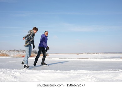 13,732 Ice Skating On Lake Images, Stock Photos & Vectors | Shutterstock