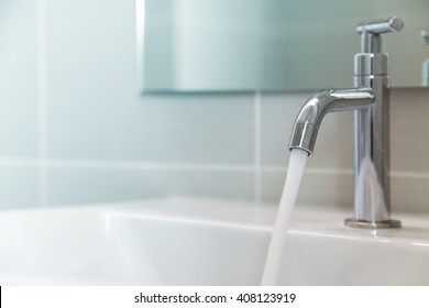 Faucet and water 
