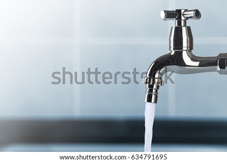 faucet and water flow on bathroom